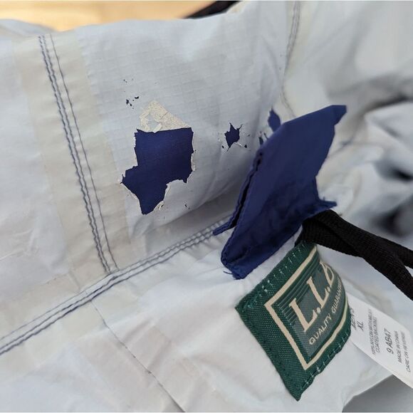 L.L. BEAN Men's Blue Hooded Rain Jacket - Picture 4 of 5